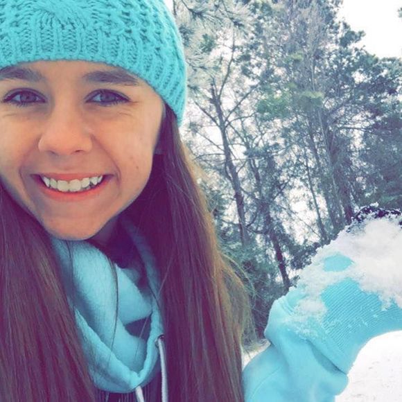 Meet your Posher, Leah - Picture 1 of 1